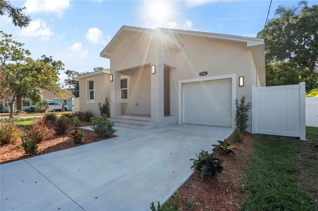 7900 53RD WAY N PINELLAS PARK, FL 33781