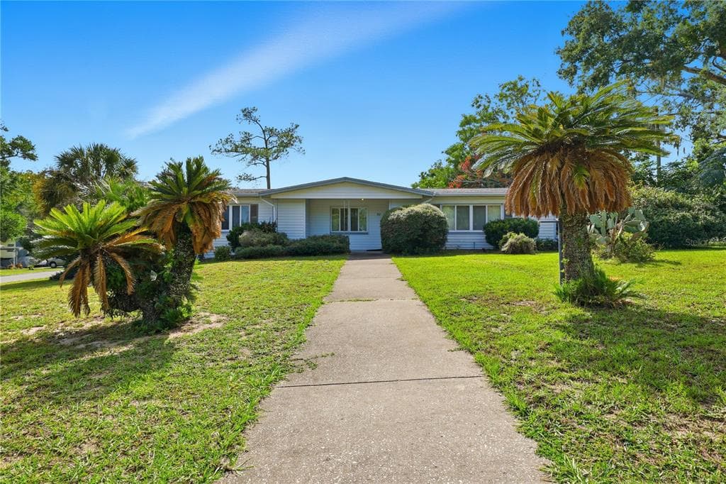 52 BEVERLY HILLS BOULEVARD BEVERLY HILLS, FL 34465