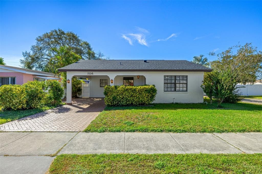 3114 W TAMPA BAY BOULEVARD TAMPA, FL 33607