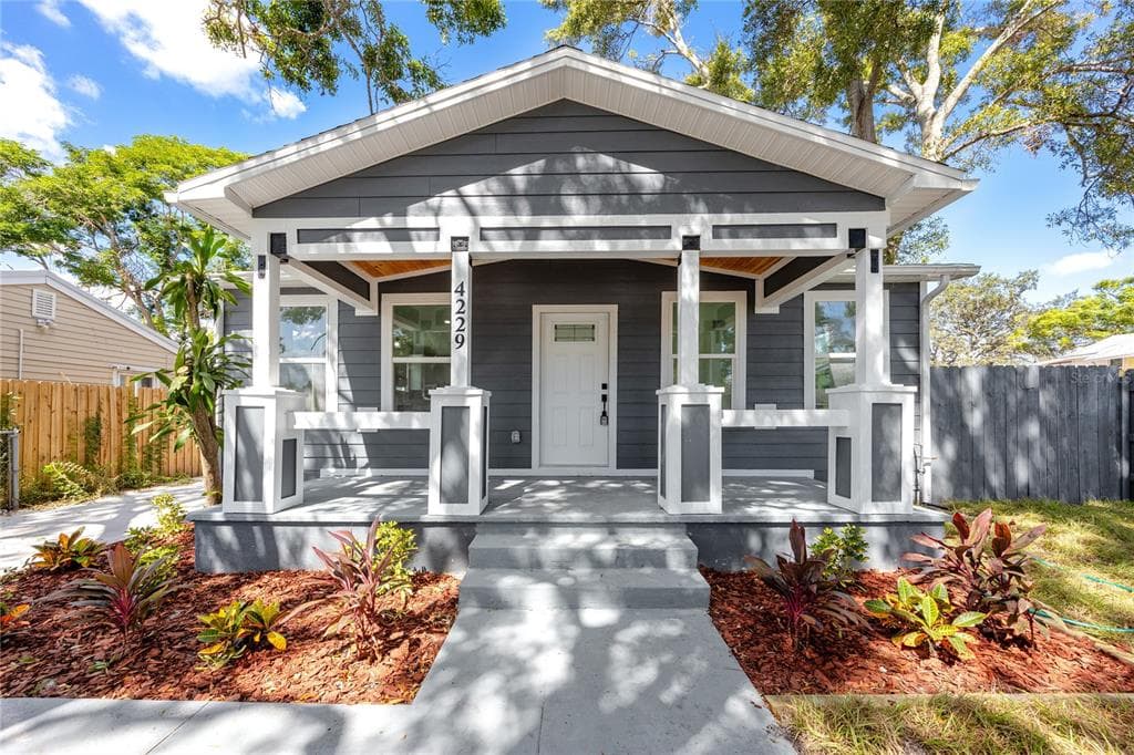 4229 35TH AVENUE N ST PETERSBURG, FL 33713