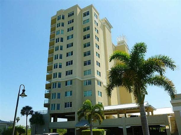 10851 MANGROVE CAY LANE NE UNIT 1212 ST PETERSBURG, FL 33716