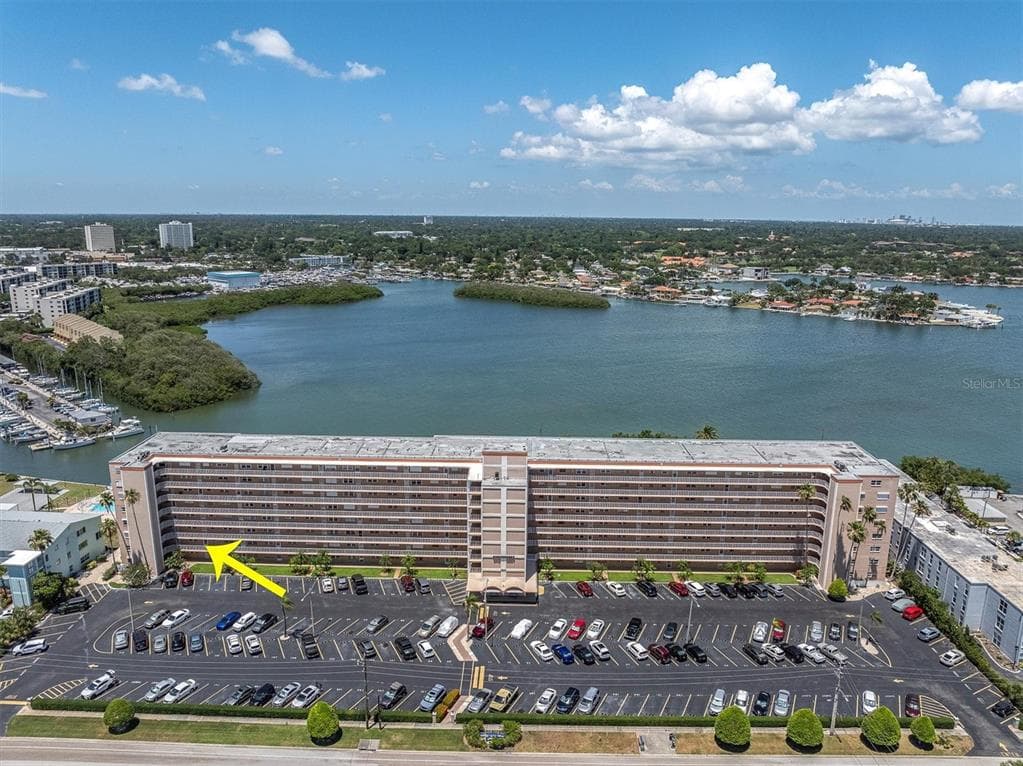 1847 SHORE DRIVE S UNIT 202 SOUTH PASADENA, FL 33707