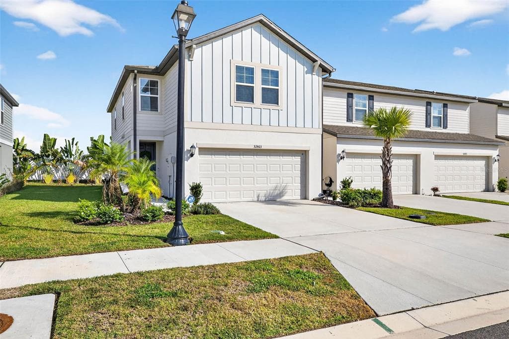 32463 LIMITLESS PLACE WESLEY CHAPEL, FL 33545