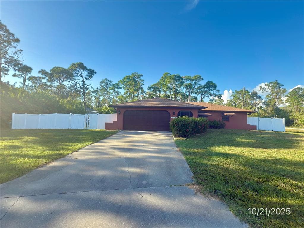28350 JARDIN AVENUE PUNTA GORDA, FL 33955