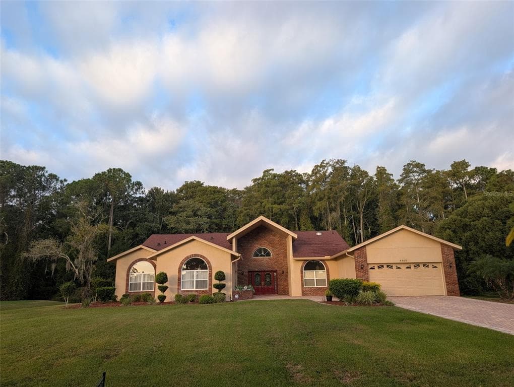 4469 LAKE IN THE WOODS DRIVE SPRING HILL, FL 34607