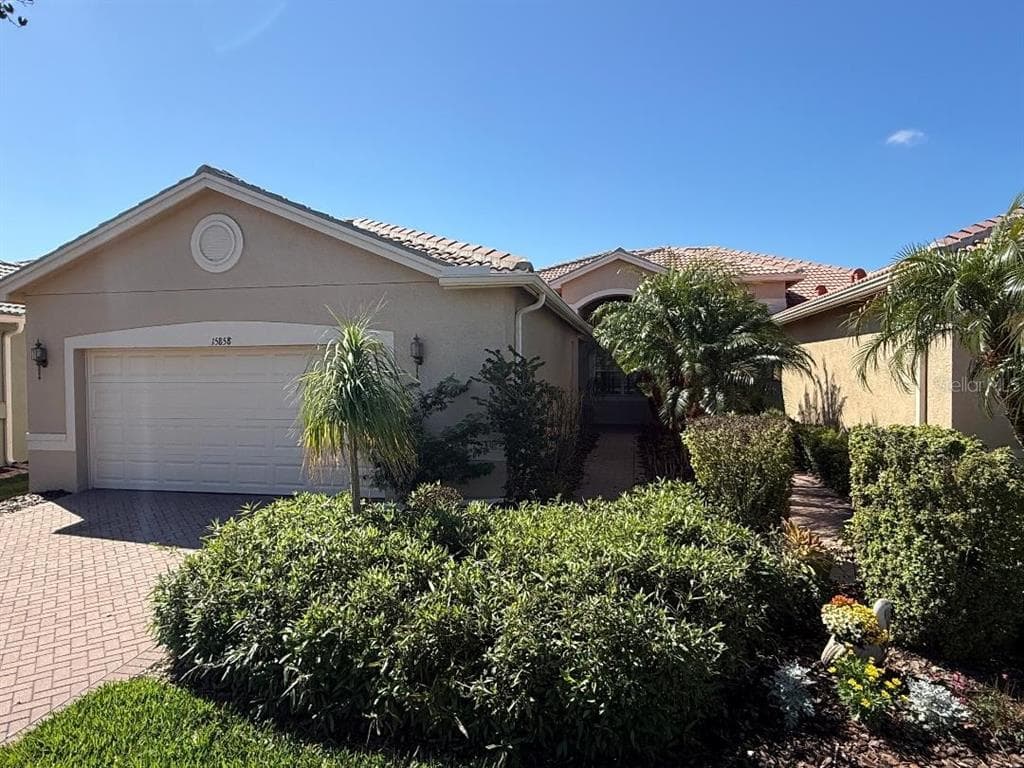 15858 AURORA LAKE CIRCLE WIMAUMA, FL 33598
