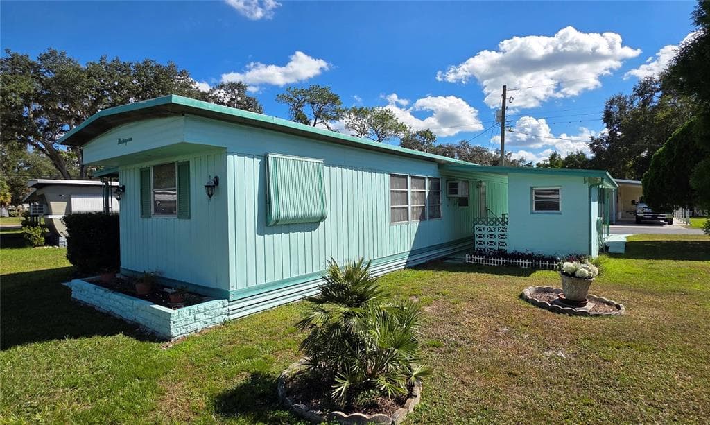 37438 RAY DRIVE ZEPHYRHILLS, FL 33541