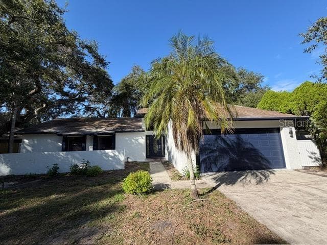 933 WOODLAND DRIVE PALM HARBOR, FL 34683