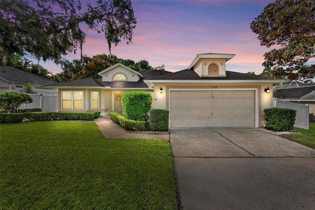 102 VISTA AVENUE EUSTIS, FL 32726