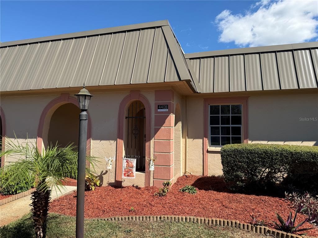 4408 SUNSTATE DRIVE NEW PORT RICHEY, FL 34652
