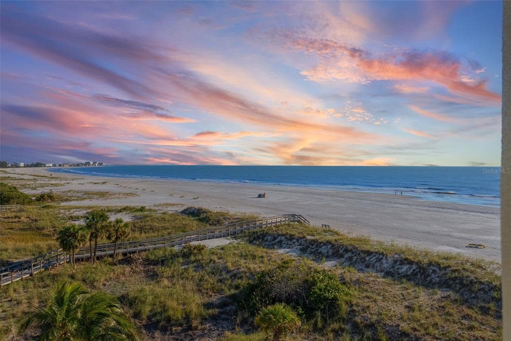 12000 GULF BOULEVARD UNIT 501-W TREASURE ISLAND, FL 33706