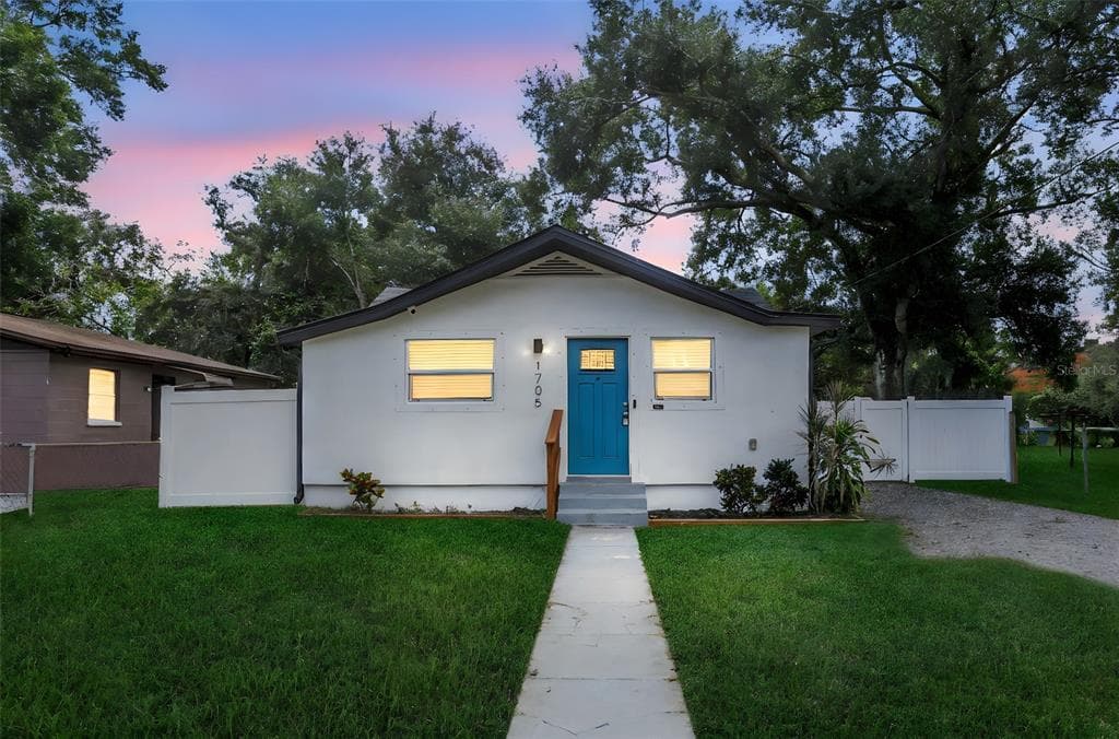 1705 E CHELSEA STREET TAMPA, FL 33610