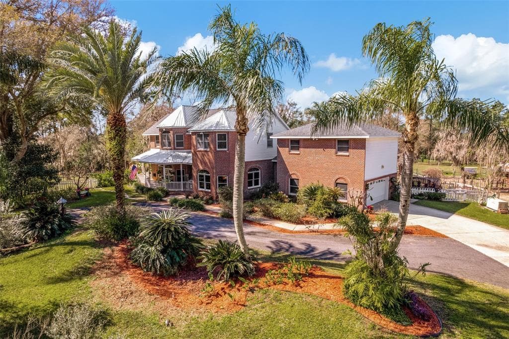 6375 EMANUELS WAY