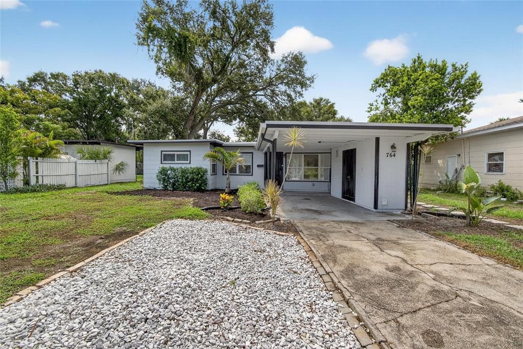 764 62ND PLACE S ST PETERSBURG, FL 33705