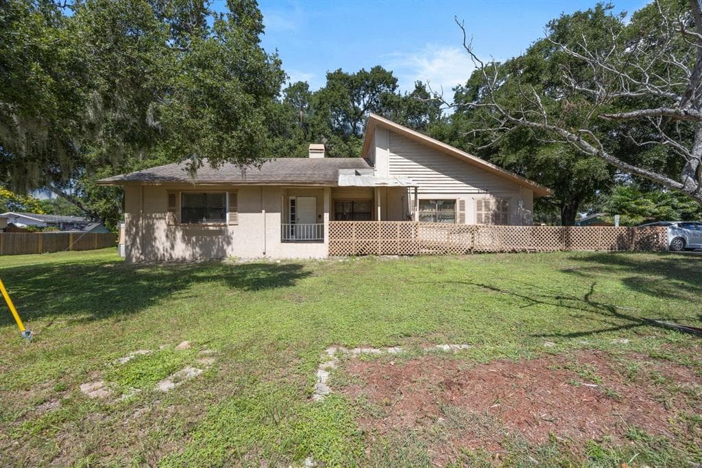 2700 STATE ROAD 590 CLEARWATER, FL 33759