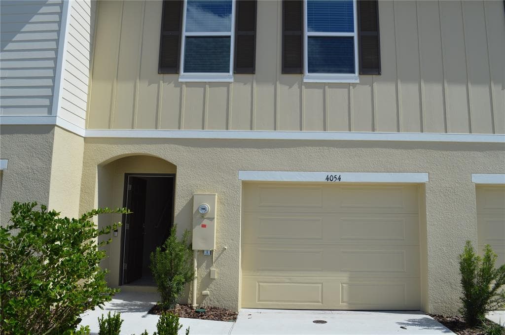 4054 COLLEGIATE BOULEVARD LAKELAND, FL 33803