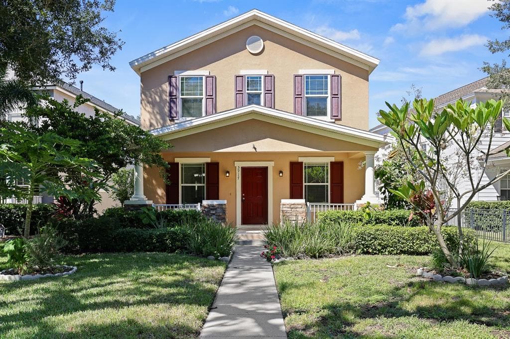 5917 GRAND LONEOAK LANE LITHIA, FL 33547