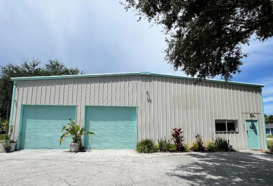 321 N SAFFORD AVENUE TARPON SPRINGS, FL 34689