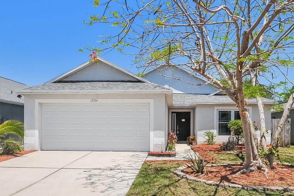 12724 LAKE VISTA DRIVE GIBSONTON, FL 33534