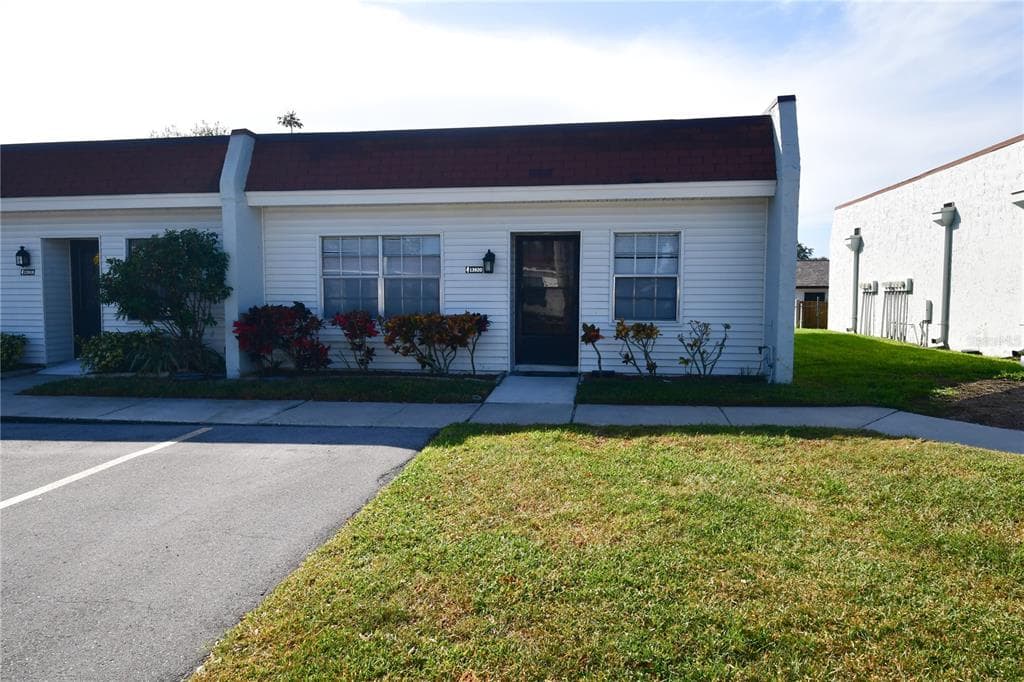 13920 MISSION OAKS BOULEVARD UNIT 13920 SEMINOLE, FL 33776