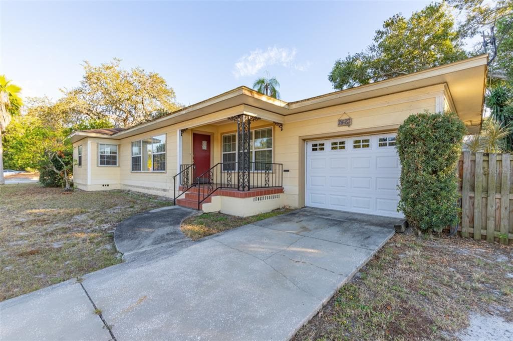 1473 MAPLE STREET CLEARWATER, FL 33755