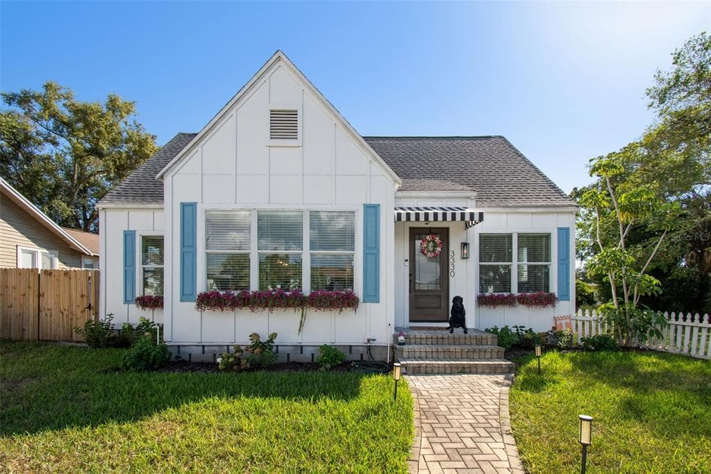 3330 8TH AVENUE N ST PETERSBURG, FL 33713