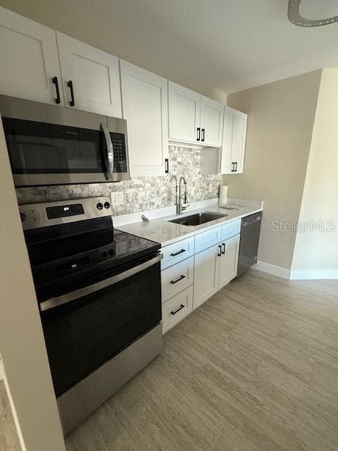 140 HUNTER LAKE DRIVE UNIT B OLDSMAR, FL 34677