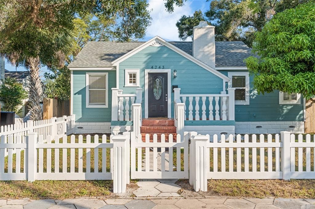 4243 1ST AVENUE S ST PETERSBURG, FL 33711
