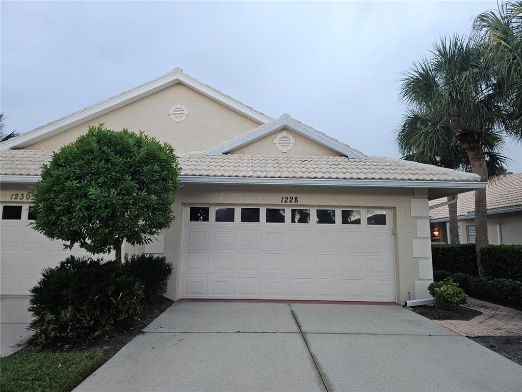 1228 BERKSHIRE CIRCLE VENICE, FL 34292