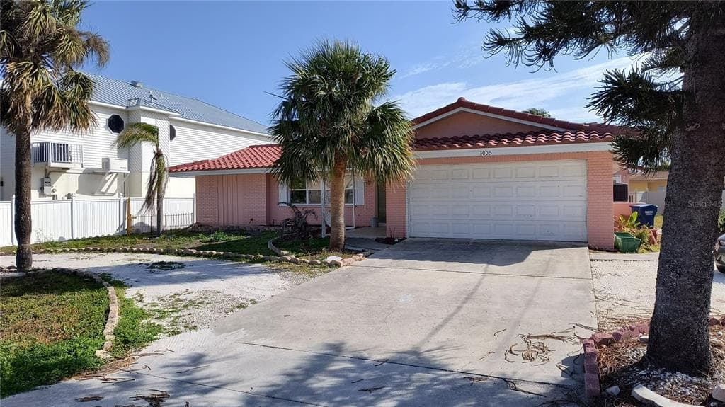 3005 GULF BOULEVARD BELLEAIR BEACH, FL 33786