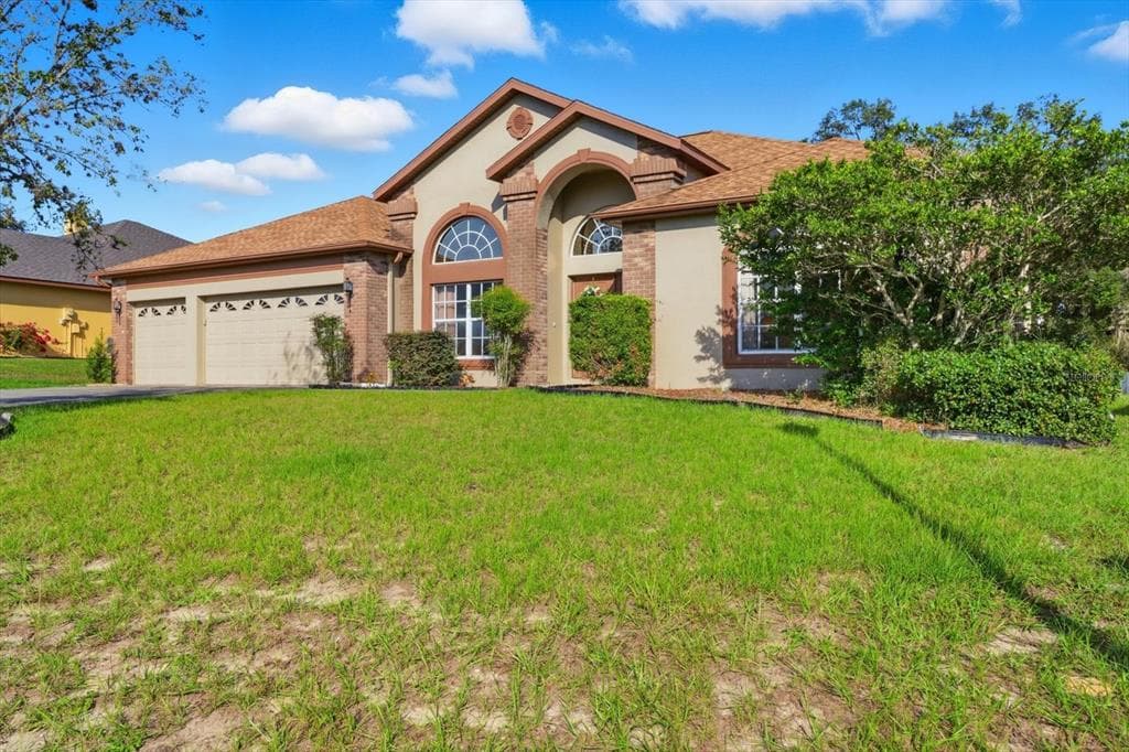 63 N YOUNGTREE POINT LECANTO, FL 34461