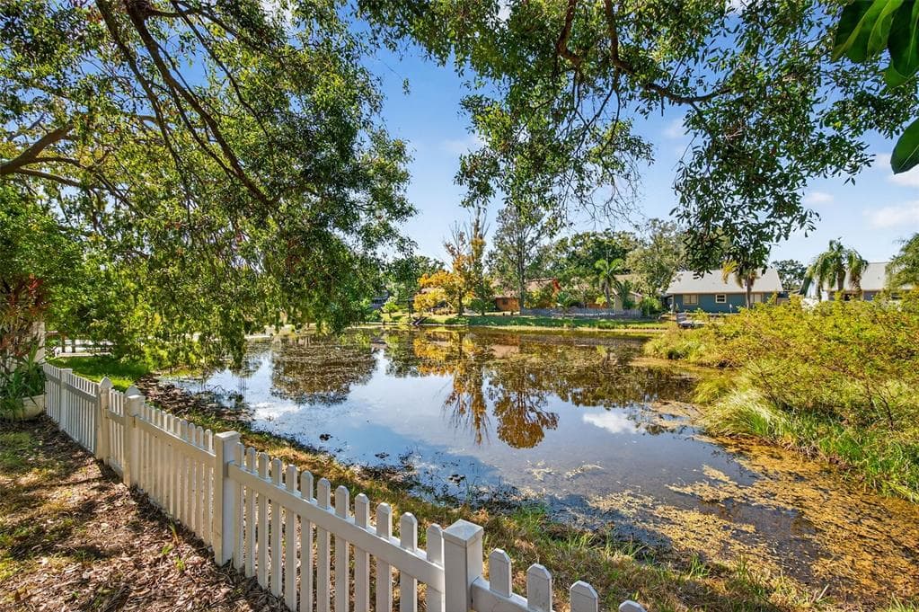 1706 WHISPERING DRIVE E LARGO, FL 33771
