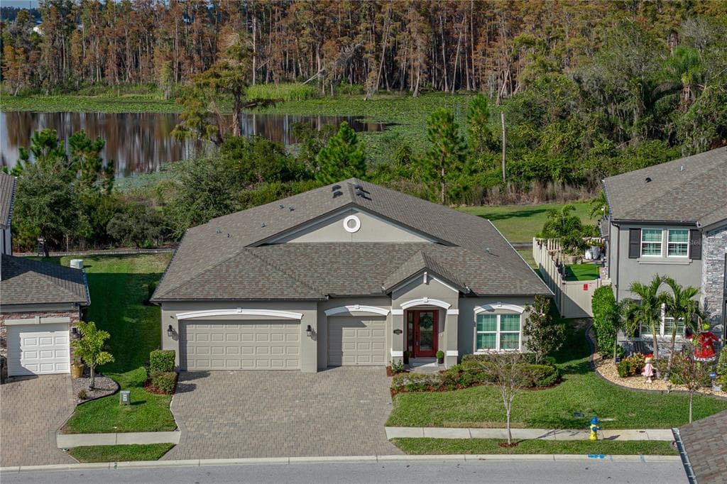 19493 LEONARD ROAD LUTZ, FL 33558