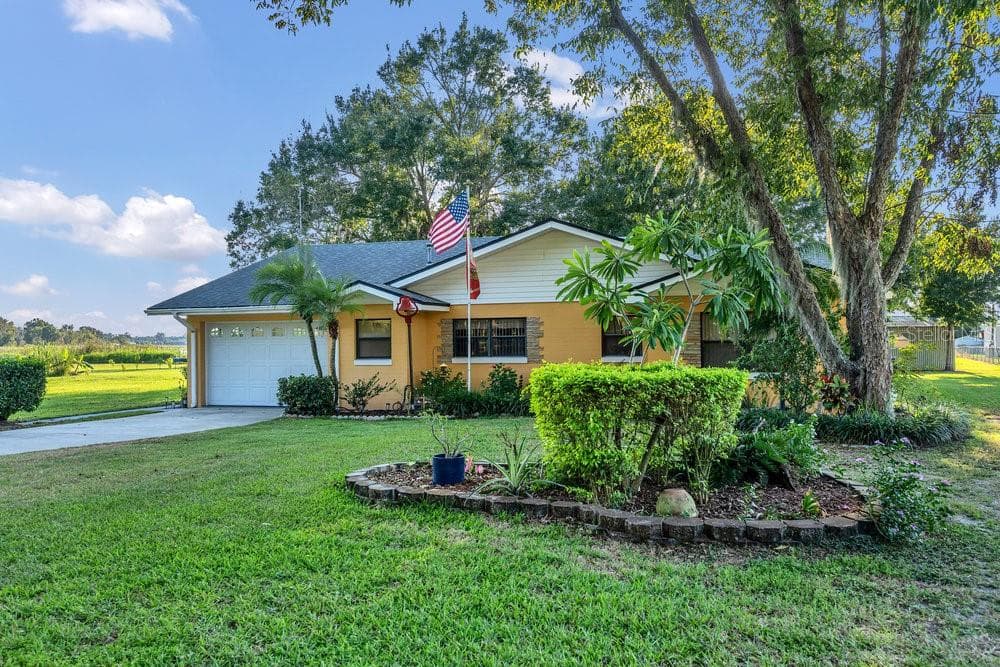 427 LONGFELLOW BOULEVARD LAKELAND, FL 33801