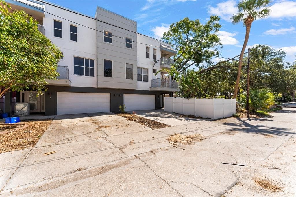 113 S NEWPORT AVENUE UNIT 4 TAMPA, FL 33606