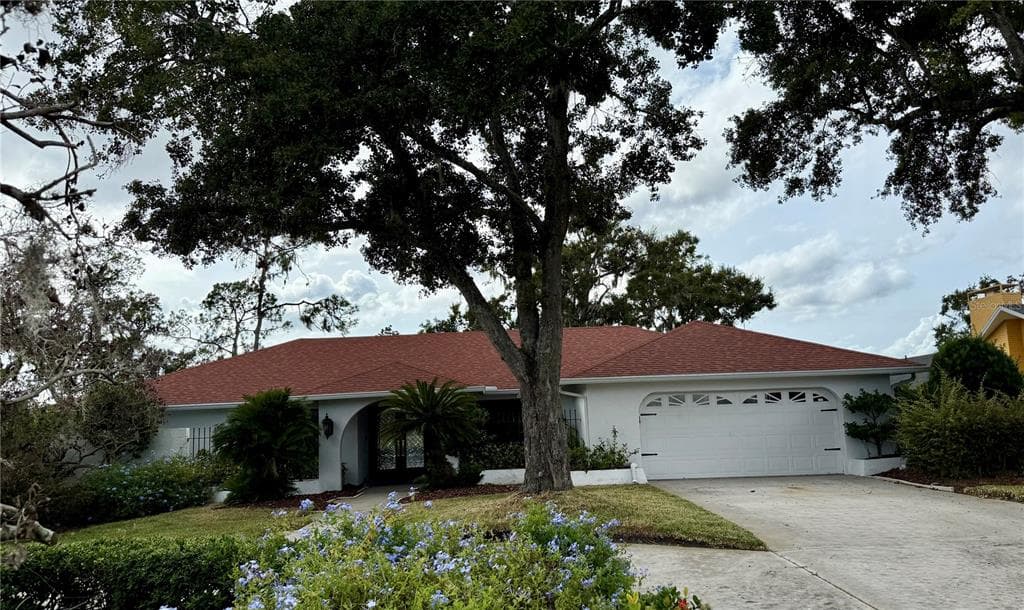 2001 COUNTRY CLUB COURT PLANT CITY, FL 33566