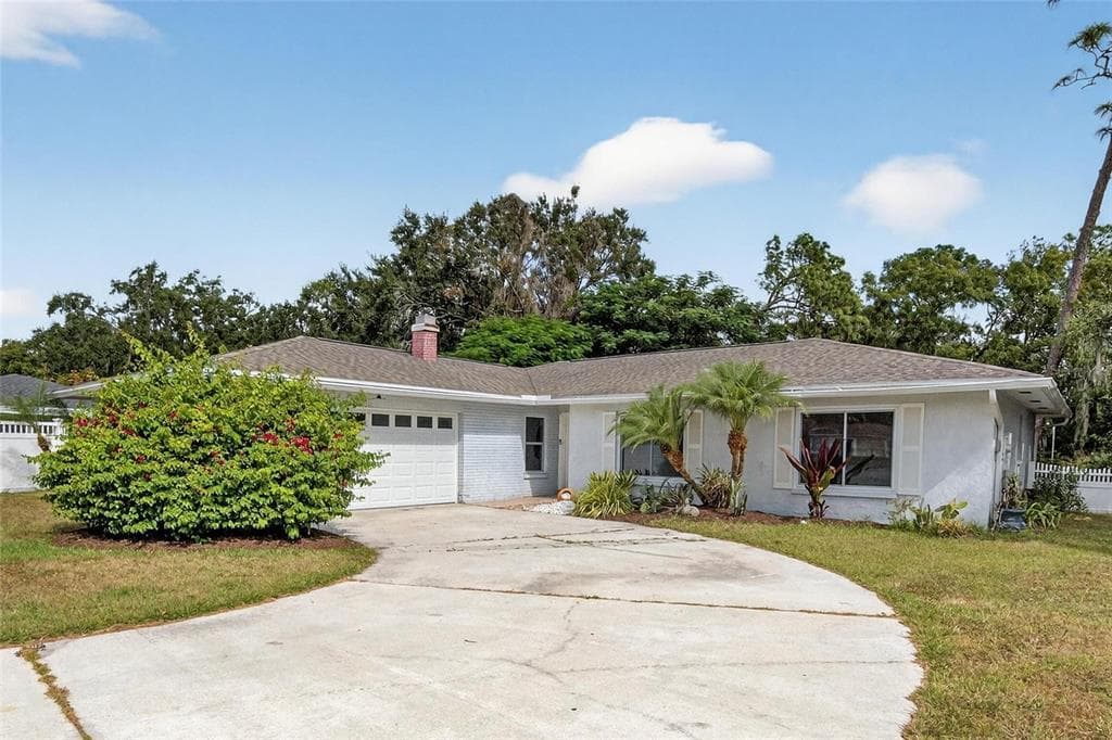 206 VAN GOGH CIRCLE BRANDON, FL 33511