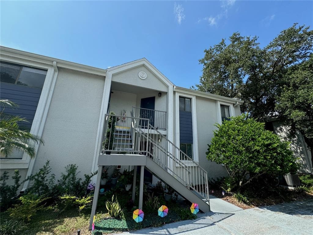7602 TIMBERSTONE DRIVE UNIT H TAMPA, FL 33615
