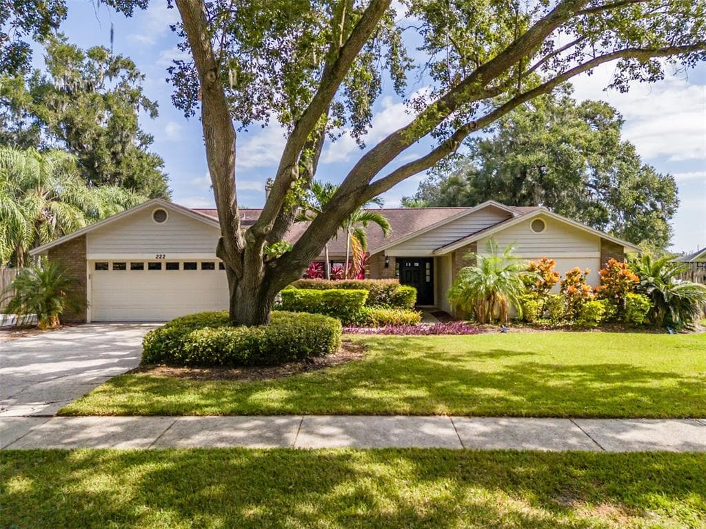 222 HALTON CIRCLE SEFFNER, FL 33584