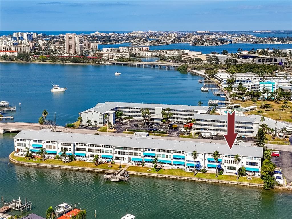 1893 SHORE DRIVE S UNIT 302 SOUTH PASADENA, FL 33707