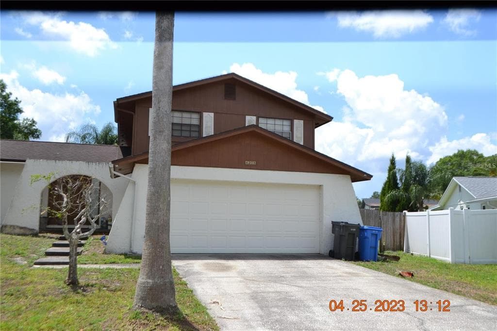 4208 NORTHWIND LANE TAMPA, FL 33624