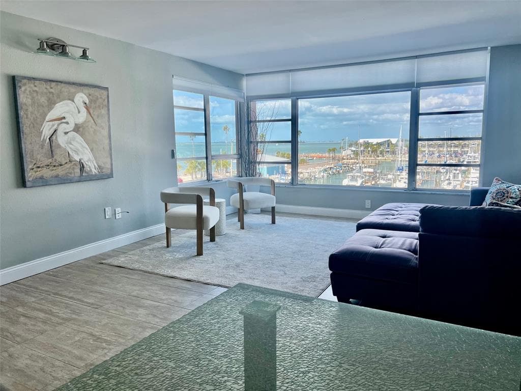 634 EDGEWATER DRIVE UNIT 447 DUNEDIN, FL 34698