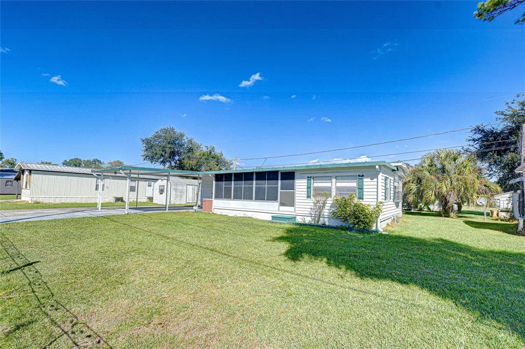 39153 HILLCREST DRIVE ZEPHYRHILLS, FL 33542