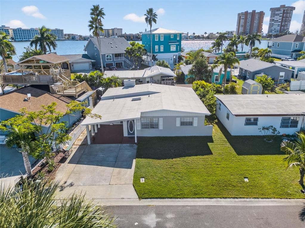951 182ND AVENUE E REDINGTON SHORES, FL 33708