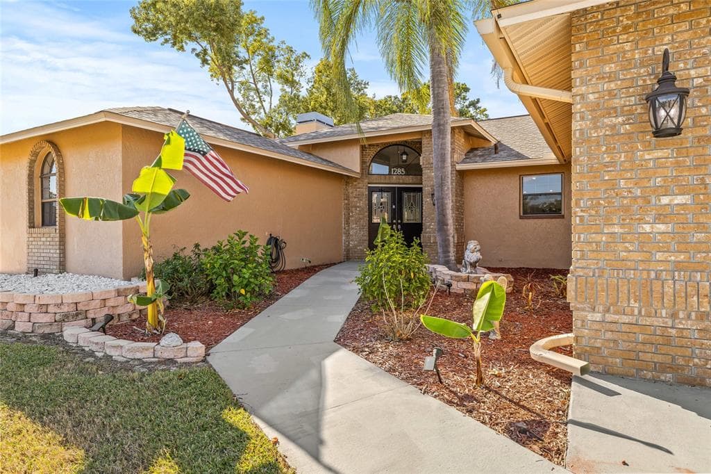 1285 HENRY AVENUE SPRING HILL, FL 34608