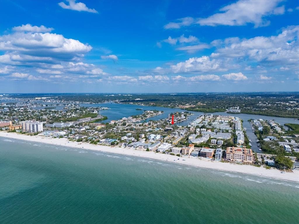 711 E GULF BOULEVARD