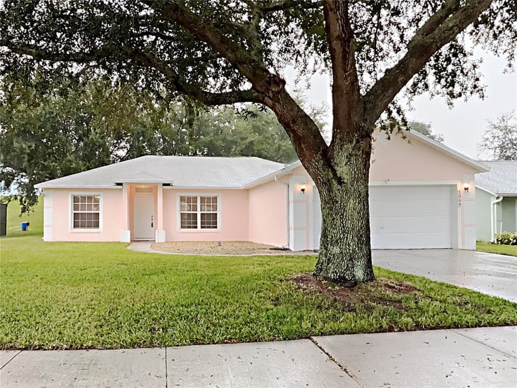 1064 SCENIC VIEW CIRCLE MINNEOLA, FL 34715