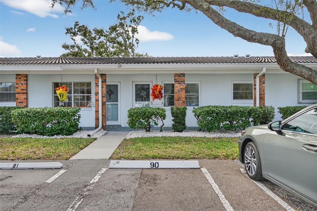 11200 102ND AVENUE UNIT 90 SEMINOLE, FL 33778