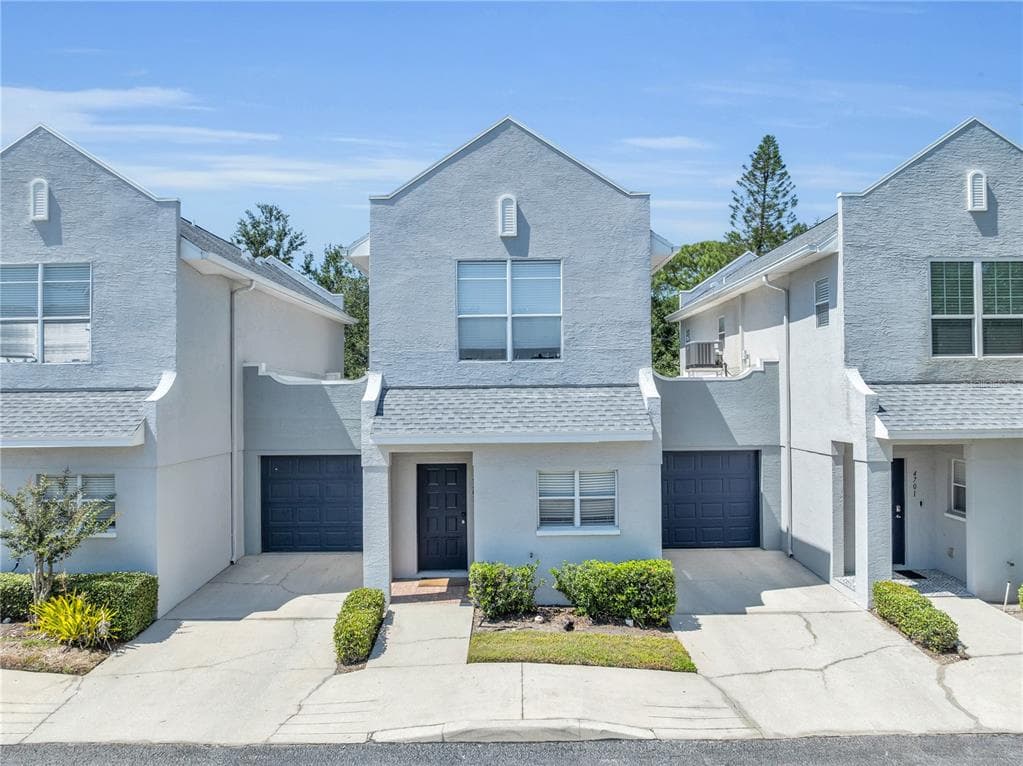 4703 JENNINGS BAY COURT TAMPA, FL 33611