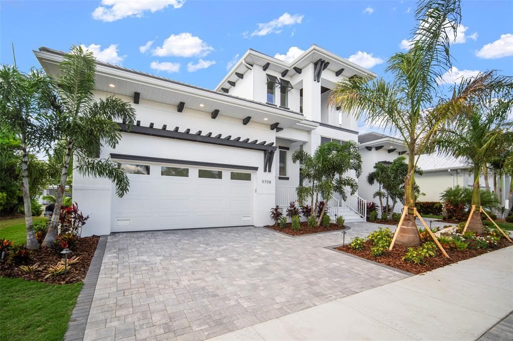 44 HAMMOCK BAY BLVD